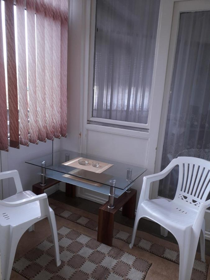 Apartments Lela Бихач Экстерьер фото